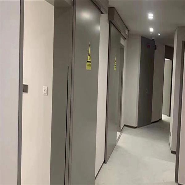 介入治疗设下防护铅门