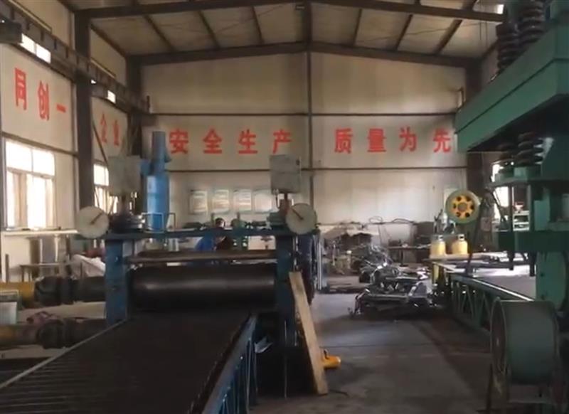 铅板生产车间